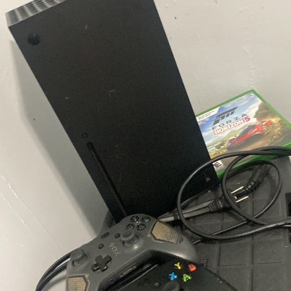 Xbox series X - Picture 3 of 8